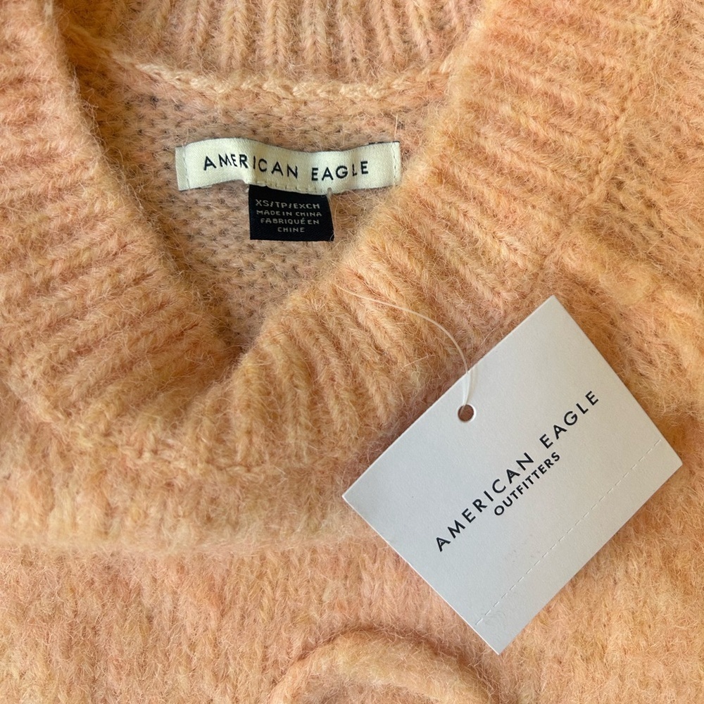 NWT AMERICAN EAGLE Cropped Crewneck Bow Sweater - Picture 10 of 12